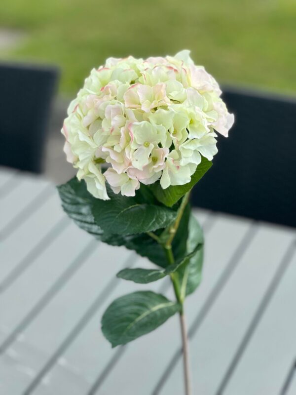 Konstgjord snittblomma - Hortensia i creme och ljusrosa 50 cm